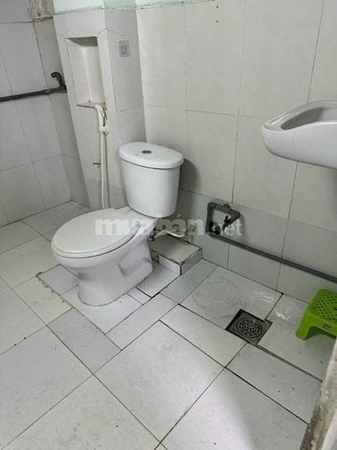 Phòng trọ Sinh Viên. DTSD 25m2, WC, Bếp riêng trong phòng.