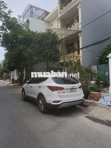 Bán Huyndai Santarfe 2016 mầu trắng 2.4 AT 4 WD