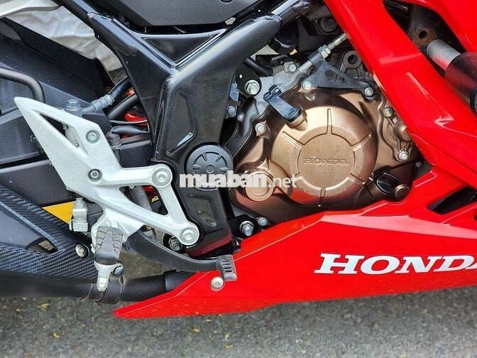 TP HCM CBR150 ABS 09/2023 HRC mâm vàng đúng date