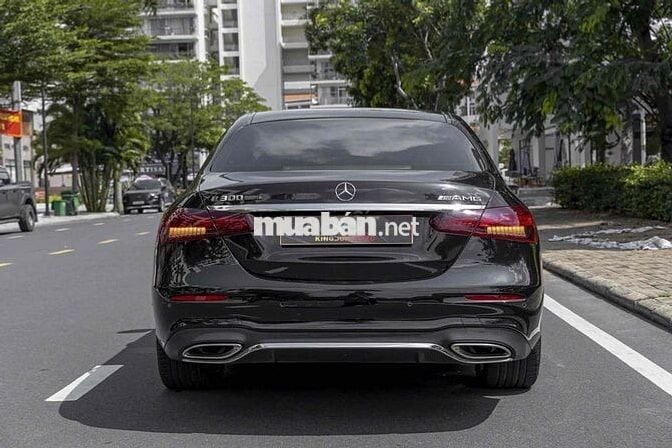 E300_AMG_2022 màu đen nt đen siêu lướt giá tốt