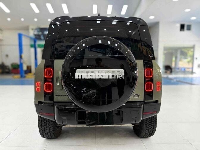 🇬🇧 Defender 110SE 2.0 odo 40,000 km