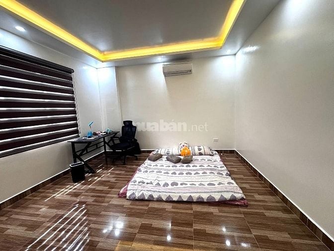 Giảm giá cực sâu nhà đường Bùi Thị Xuân,Q1, giá 2tỷ990