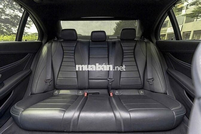 E300_AMG_2022 màu đen nt đen siêu lướt giá tốt