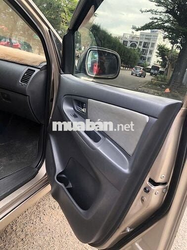 Toyota Innova 2012 E - 280000 km