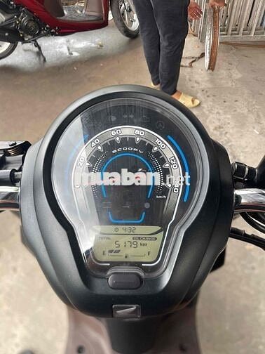 scoopy đen nhám dk 2/2025