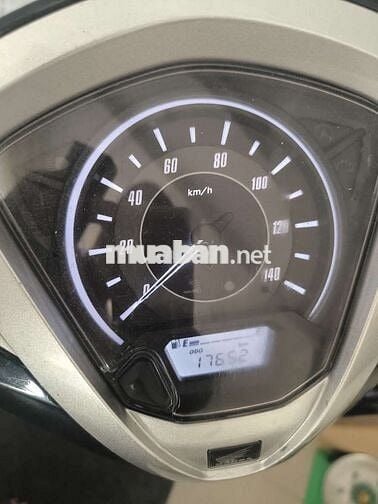 bán xe lead 2023 mới chạy 17ngàn km như mới