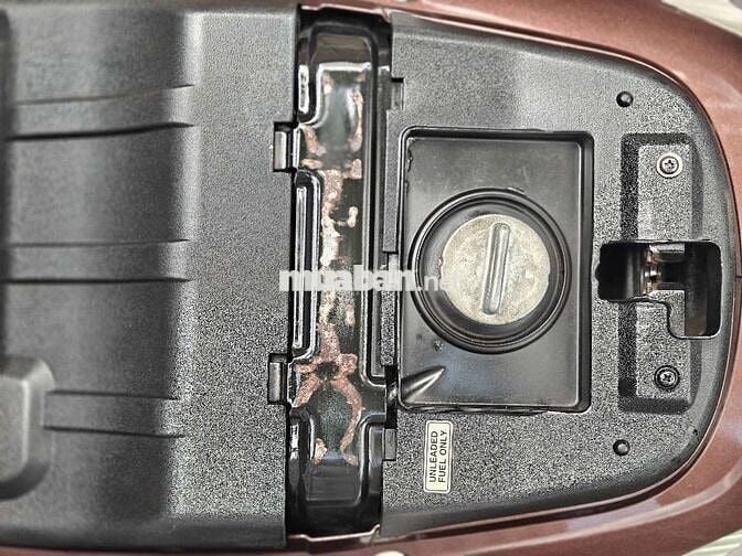 Em muốn bán chiếc Sh 150i 2008 Fi màu Ca Cao