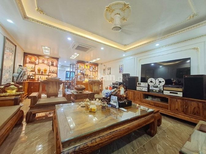 Bán nhà phố Láng Hạ 8 tầng, 110m2, có thang máy, vỉa hè, ô tô tránh