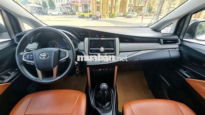 Toyota Innova 2019 2.0E - 91000 km