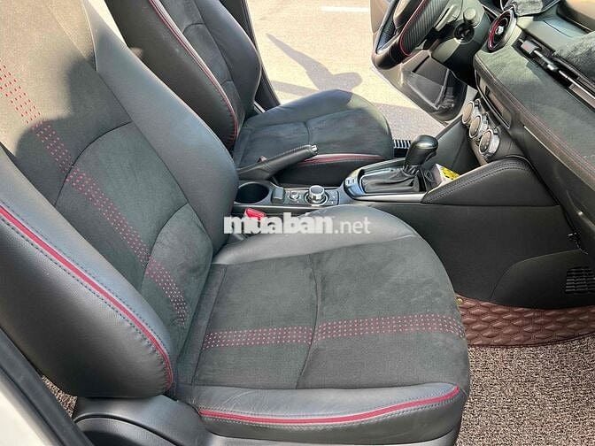 Mazda 2 2024 Luxury - 10000 km