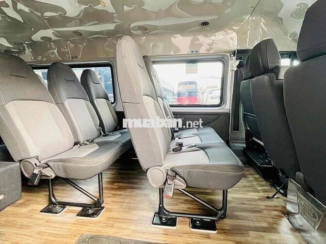 Ford Transit 2023 - 58000 km- 1 chủ từ đầu