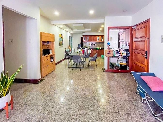 Bán Căn hộ tại Hoàng Anh Riverview Thảo Điền gồm 3 phòng ngủ 138m2
