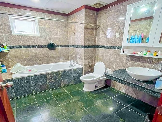 Bán Căn hộ tại Hoàng Anh Riverview Thảo Điền gồm 3 phòng ngủ 138m2