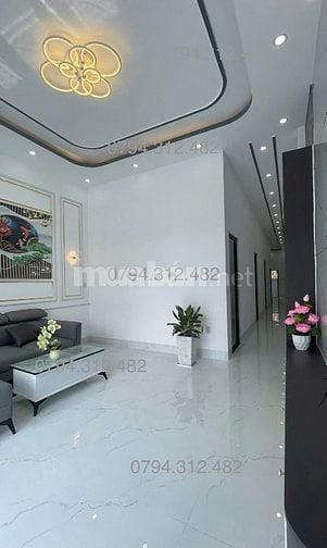 Nhà đẹp mới hoàn thiện hẻm ôtô xã bình chánh , huyện bình chánh . 