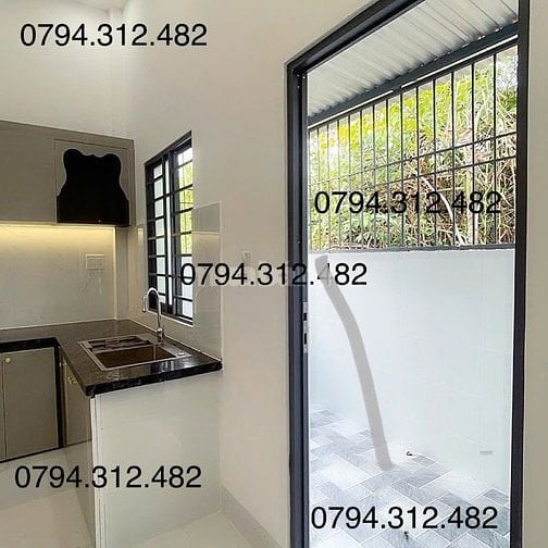 Nhà đẹp mới hoàn thiện hẻm ôtô xã bình chánh , huyện bình chánh . 
