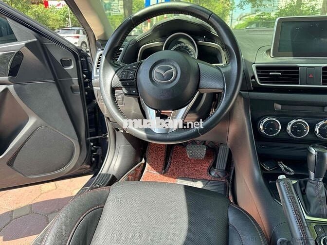 Mazda 3 2016 1.5 AT Sedan - 80000 km
