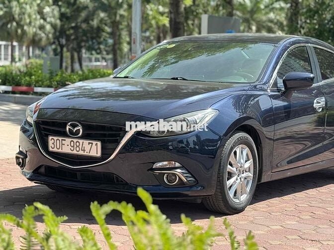 Mazda 3 2016 1.5 AT Sedan - 80000 km