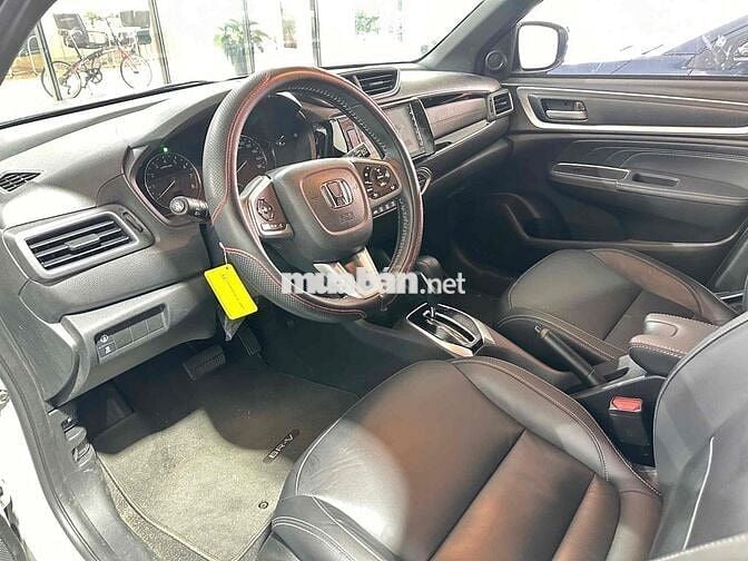 Honda BRV L 2024 Trắng bạc - 4500 km, Giá mềm xèo
