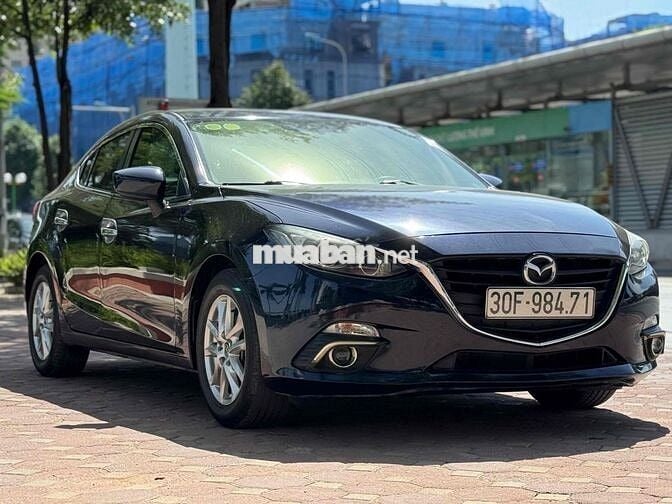 Mazda 3 2016 1.5 AT Sedan - 80000 km