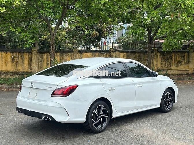 MG MG5 2024