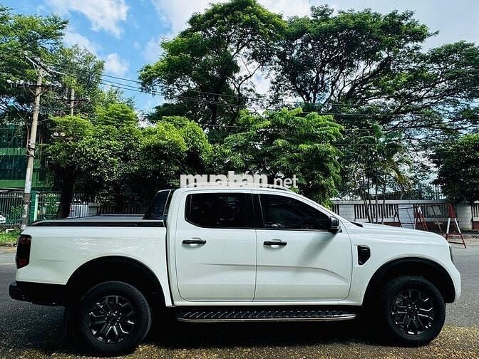 Ford Ranger Wildtrak 2022 - Form Mới 2 Cầu Xe Đẹp