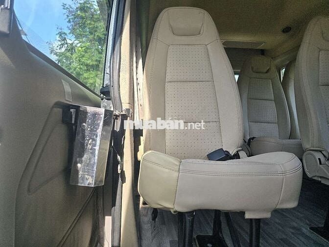 TRANSIT LUXURY 2018 KO DỊCH VỤ BẢO HÀNH 1 NĂM