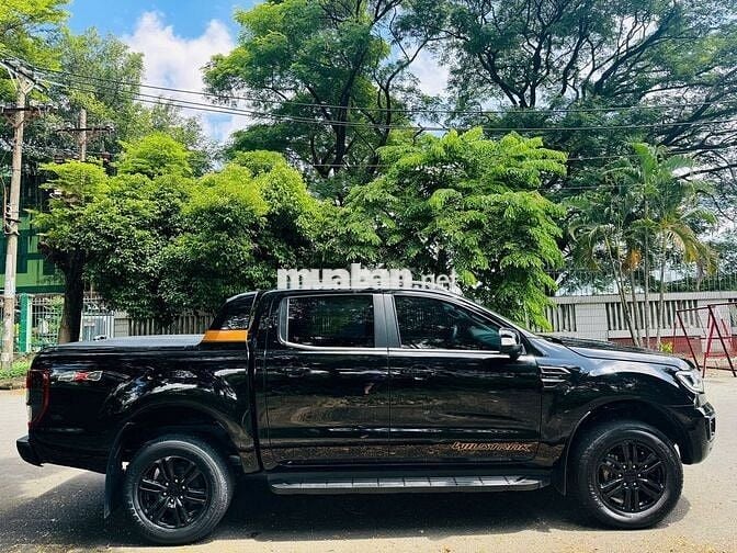 Hãng Bán - Ford Wildtrak 2022 2 Cầu - Vay 70%