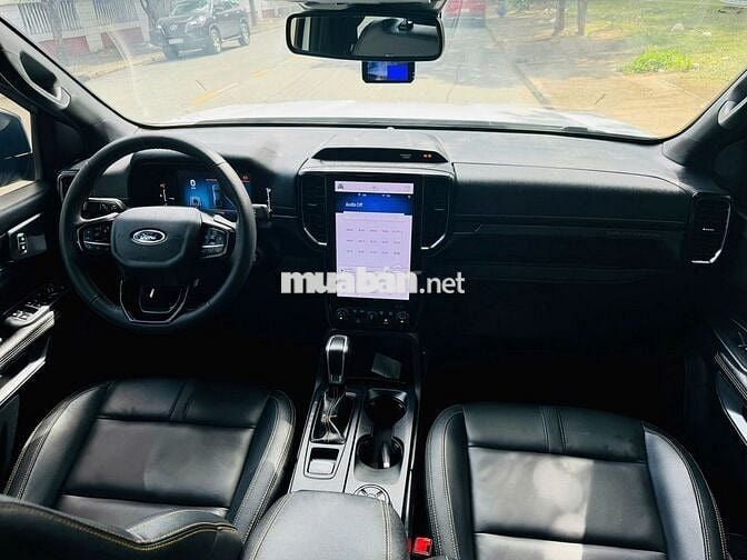 Ford Ranger Wildtrak 2022 - Form Mới 2 Cầu Xe Đẹp