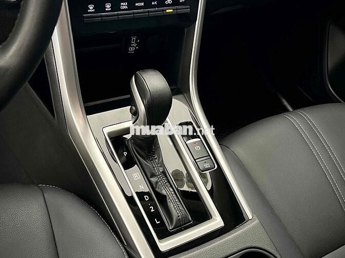 MITSUBISHI XPANDER CROSS 2024 RẤT MỚI.