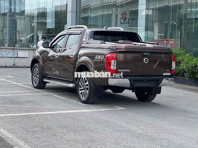 Nissan Navara 2017 NP300 VL 4x4 AT - 120000 km