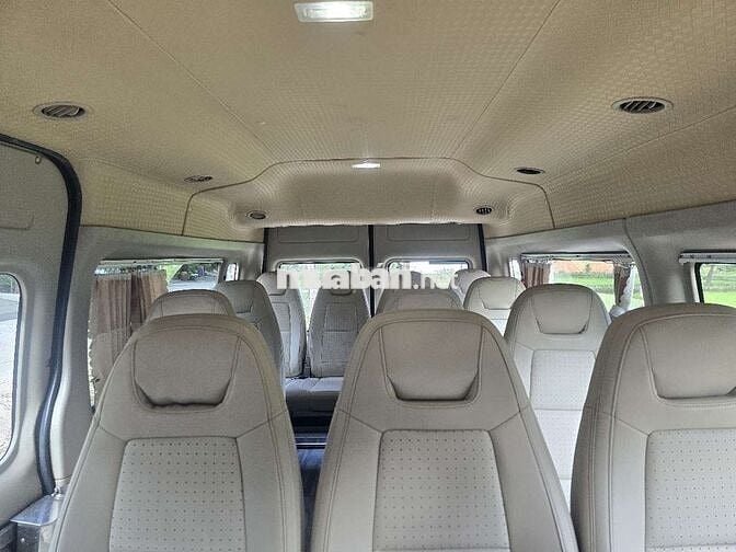 TRANSIT LUXURY 2018 KO DỊCH VỤ BẢO HÀNH 1 NĂM
