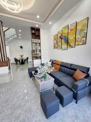 Chủ nhà về quê cần bán gấp. hoàng Phan thái Bình Chánh