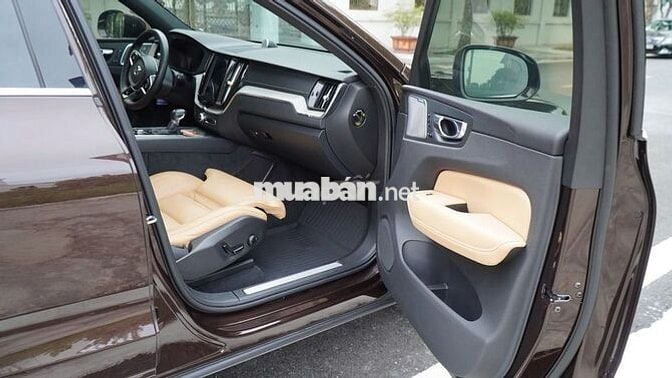 Volvo XC60 2018 T6 Inscription - 9213 km
