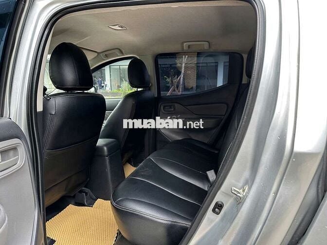 Mitsubishi Triton GLX 2019MT 4x2 xe đẹp k lỗi nhỏ