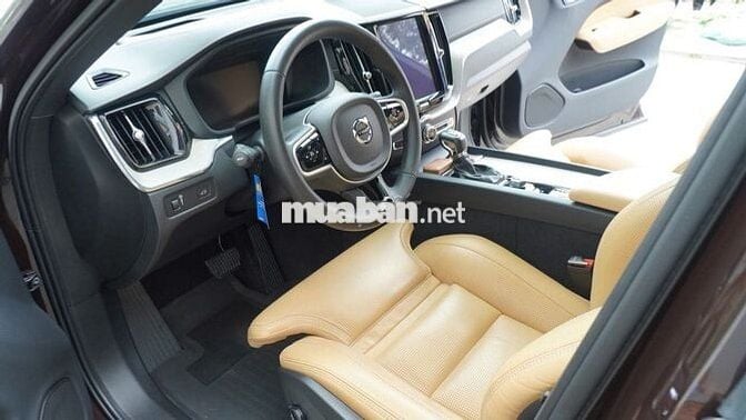 Volvo XC60 2018 T6 Inscription - 9213 km