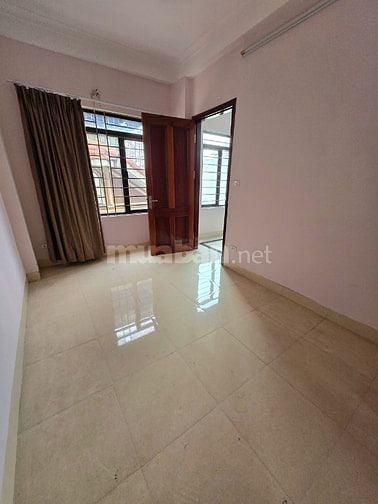 Cho thuê nhà nguyên tầng – khu Giáp Bát (ngõ 221 Giáp Bát)