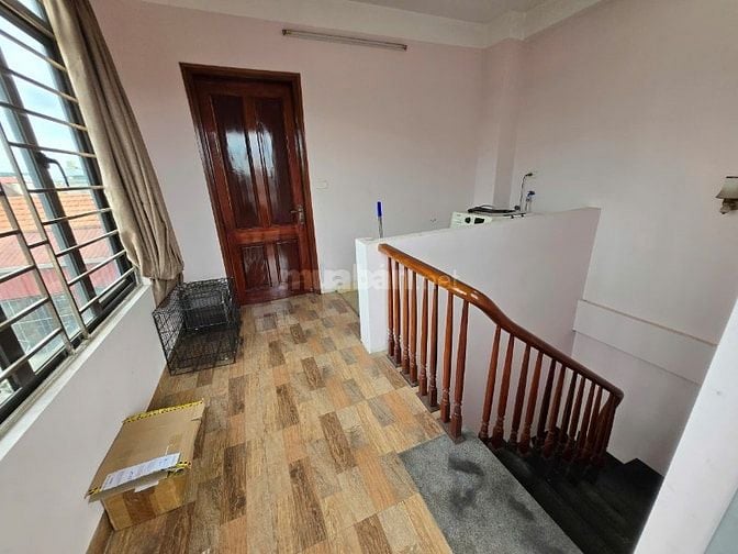 Cho thuê nhà nguyên tầng – khu Giáp Bát (ngõ 221 Giáp Bát)