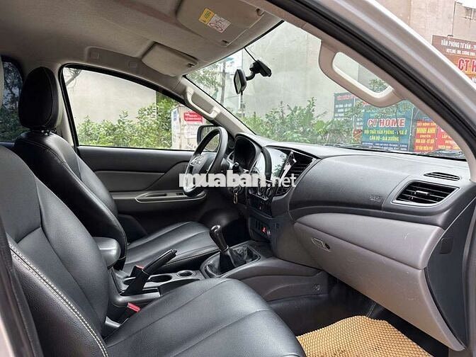 Mitsubishi Triton GLX 2019MT 4x2 xe đẹp k lỗi nhỏ
