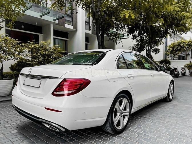 MERCEDES E250 2017 Đẹp Nhất Hà Nội,Hỗ Trợ Bank 70%