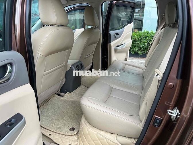 Nissan Navara 2017 NP300 VL 4x4 AT - 120000 km
