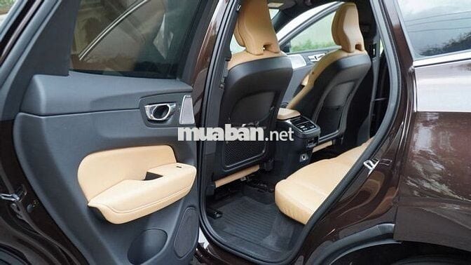 Volvo XC60 2018 T6 Inscription - 9213 km