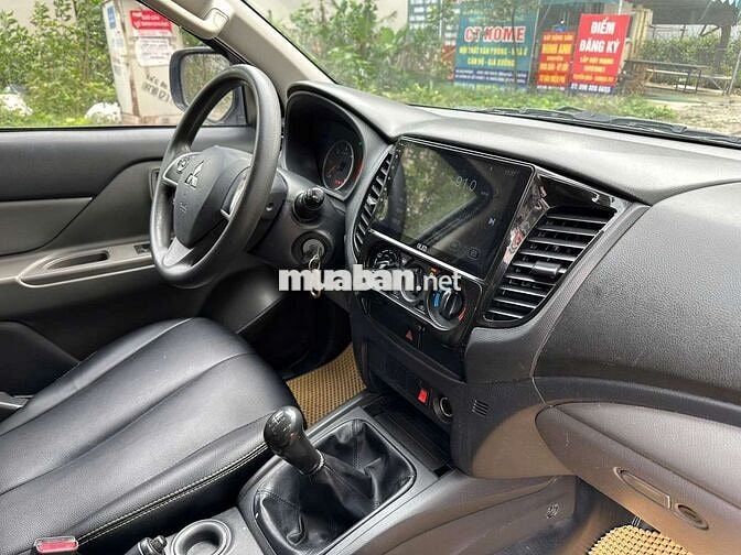 Mitsubishi Triton GLX 2019MT 4x2 xe đẹp k lỗi nhỏ