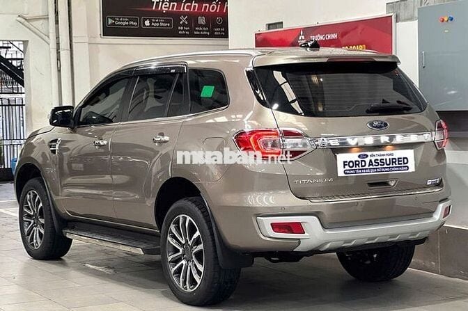 Ford Everest 2018 1 cầu - Chính Hãng - Vay 70%
