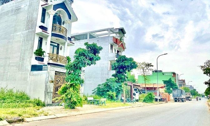 Giảm giá - Chính Chủ Bán 2 nền biệt thự mini 260m2 thổ cư đường nhựa 