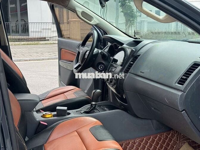 Bán xe Ford Ranger 2016 XLS 2.2L 4x2 AT màu xám