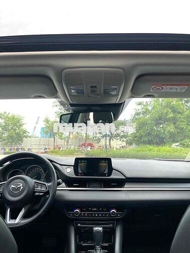 Mazda 6 2.0L Premium tuỳ chọn cao cấp sx 2022