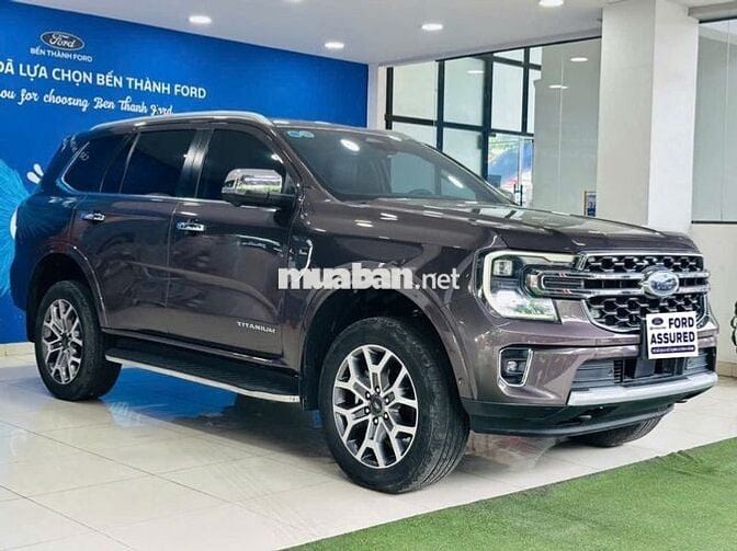 Ford Everest Titanium 2 Cầu 2023 - Chính Hãng