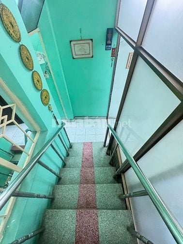 Nhà hẻm xe hơi chánh hưng phường5 Q8.  Cách MT phạm hùng 2 căn nhà