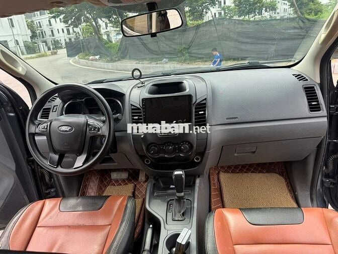 Bán xe Ford Ranger 2016 XLS 2.2L 4x2 AT màu xám
