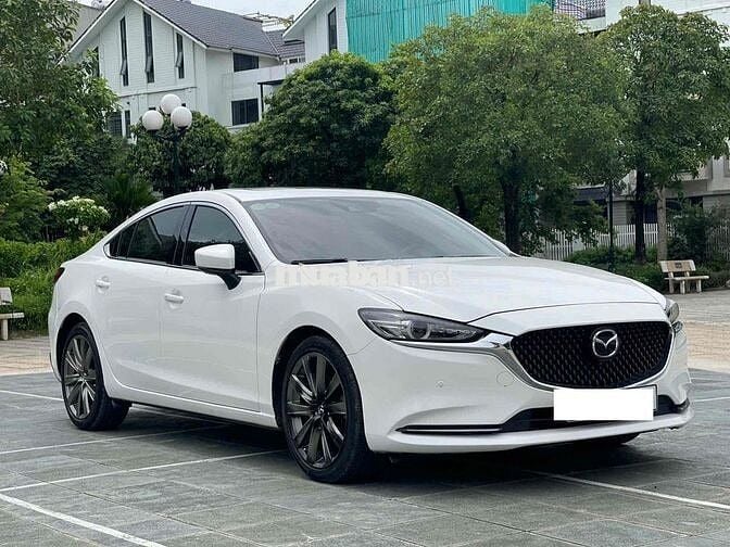 Mazda 6 2.0L Premium tuỳ chọn cao cấp sx 2022